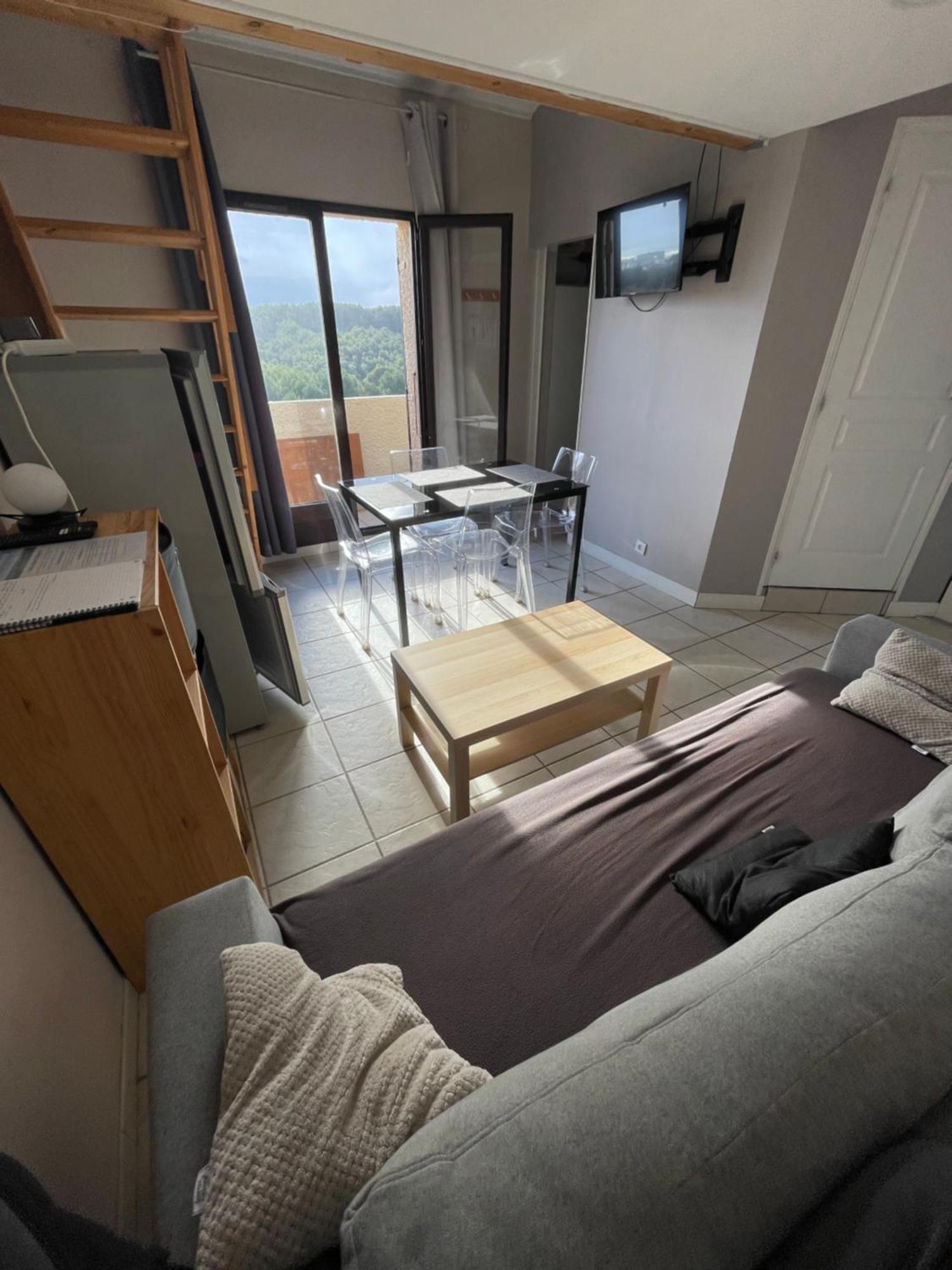 Appartement St Pierre La Mer Saint-Pierre-la-Mer  Exterior photo